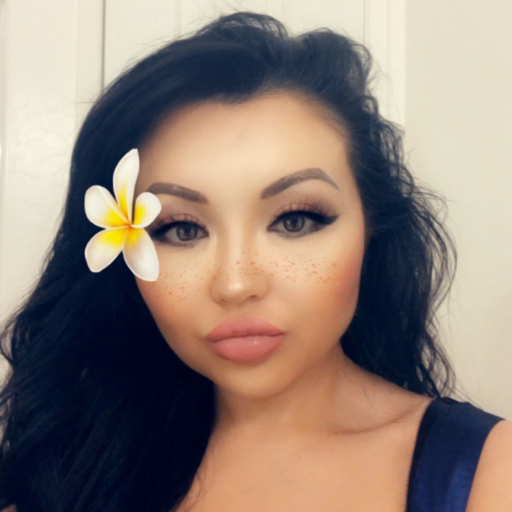 Meet your Posher, Emerald ❤︎